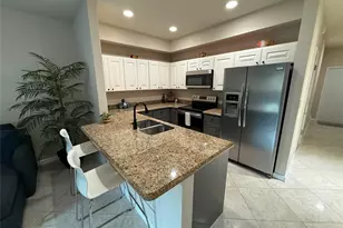 37 SE 3rd Ave, Hallandale Beach, FL 33009 - Photo 7