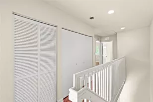 37 SE 3rd Ave, Hallandale Beach, FL 33009 - Photo 41