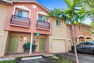 37 SE 3rd Ave, Hallandale Beach, FL 33009 - Photo 1
