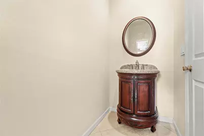 37 SE 3rd Avenue, Hallandale Beach, FL 33009 - Photo 21