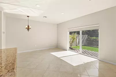 37 SE 3rd Avenue, Hallandale Beach, FL 33009 - Photo 23