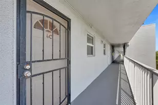 110 Royal Pk Dr, Oakland Park, FL 33309 - Photo 33