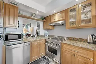 110 Royal Pk Dr, Oakland Park, FL 33309 - Photo 3