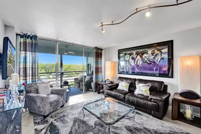 110 Royal Park Drive #4C, Fort Lauderdale, FL 33309 - Photo 7