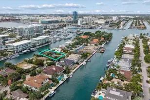 2540 Mercedes Dr, Fort Lauderdale, FL 33316 - Photo 57
