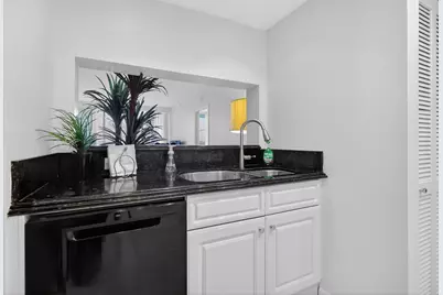 9595 Collins Avenue #N-8f, Surfside, FL 33154 - Photo 23