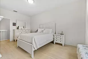 10117 W Villa Cir, Vero Beach, FL 32966 - Photo 19