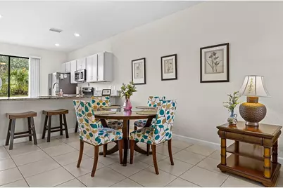 10117 W Villa Circle #10117, Vero Beach, FL 32966 - Photo 3