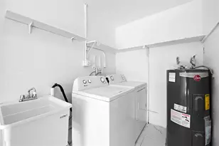 7005 NW 11th St, Margate, FL 33063 - Photo 31