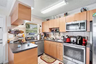 5829 Taylor St, Hollywood, FL 33021 - Photo 13