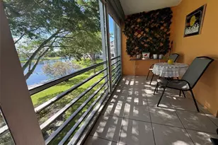 3058 Cambridge C, Deerfield Beach, FL 33442 - Photo 3