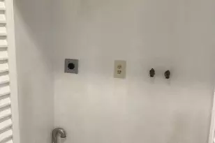 2851 NE 183rd St, North Miami Beach, FL 33160 - Photo 7