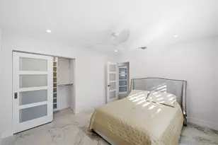 1706 NE 28th Dr, Wilton Manors, FL 33334 - Photo 25