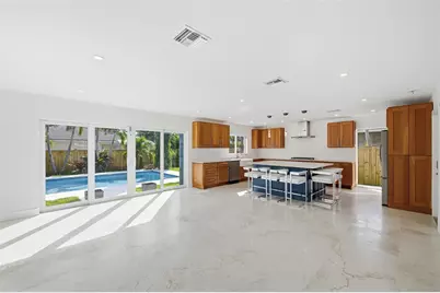 1706 NE 28th Drive, Wilton Manors, FL 33334 - Photo 9