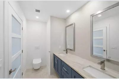 1706 NE 28th Drive, Wilton Manors, FL 33334 - Photo 21