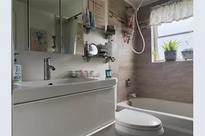 9121 Sunrise Lakes Boulevard #101, Sunrise, FL 33322 - Photo 5