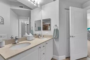 1660 Renaissance Commons Blvd, Boynton Beach, FL 33426 - Photo 9