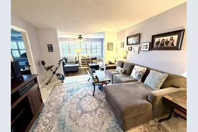 2726 NW 104th Avenue #401, Sunrise, FL 33322 - Photo 5