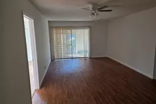 959 SE 2nd Ave, Deerfield Beach, FL 33441 - Photo 5