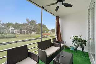 9451 Evergreen Pl, Davie, FL 33324 - Photo 17