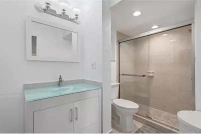 9451 Evergreen Place #203, Davie, FL 33324 - Photo 11