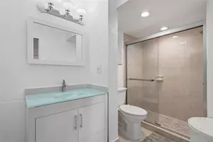 9451 Evergreen Pl, Davie, FL 33324 - Photo 11