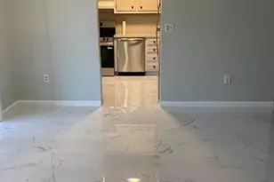 661 NE 195th St, Miami, FL 33179 - Photo 9