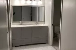 661 NE 195th St, Miami, FL 33179 - Photo 15