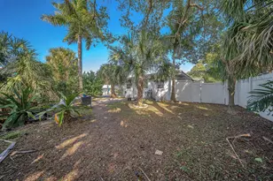 2206 SE 14th St, Pompano Beach, FL 33062 - Photo 11