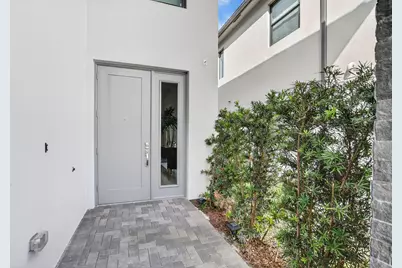 8289 Royal County Down Road, Boca Raton, FL 33434 - Photo 5