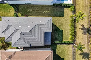 8289 Royal County Down Rd, Boca Raton, FL 33434 - Photo 75