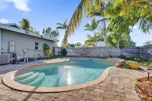 201 SE 24th Ave, Boynton Beach, FL 33435 - Photo 3