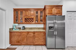 1059 Golden Cane Dr, Weston, FL 33327 - Photo 15