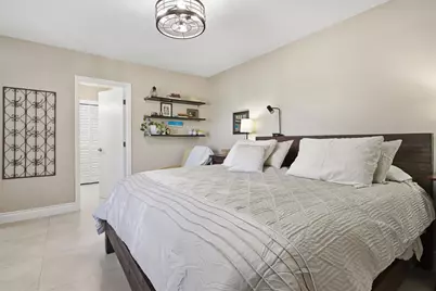 430 Sarto Avenue, Coral Gables, FL 33134 - Photo 15