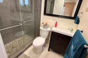 1941 NE 51st Ct, Fort Lauderdale, FL 33308 - Photo 15