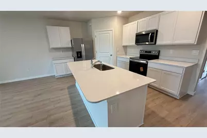 10315 Blooming Blossom Court, Fort Myers, FL 33905 - Photo 3