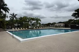 5571 Lakeside Dr, Margate, FL 33063 - Photo 11