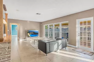 2750 SE 3rd St, Pompano Beach, FL 33062 - Photo 23