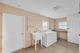 2750 SE 3rd St, Pompano Beach, FL 33062 - Photo 17