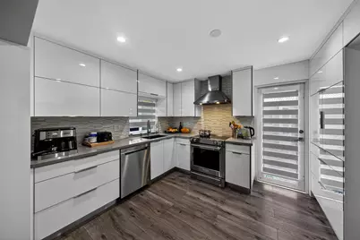 918 NE 4th Street, Hallandale Beach, FL 33009 - Photo 15