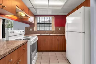 602 SW 99th Pl, Miami, FL 33174 - Photo 13