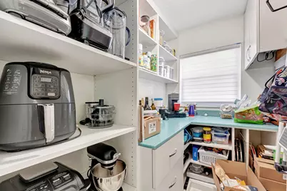 8140 NW 51st Place, Coral Springs, FL 33067 - Photo 9