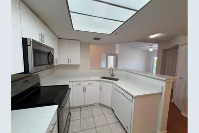 5005 Wiles Road #307, Coconut Creek, FL 33073 - Photo 9