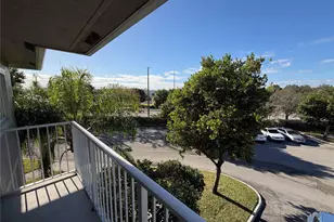 5005 Wiles Rd, Coconut Creek, FL 33073 - Photo 21