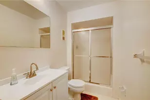 490 NW 20th St, Boca Raton, FL 33431 - Photo 11