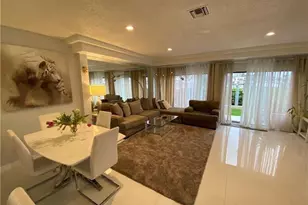 21135 Helmsman Dr, Miami, FL 33180 - Photo 3