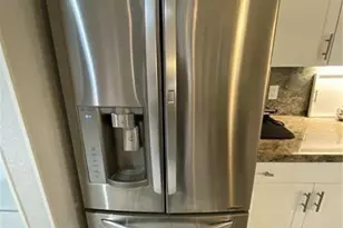 21135 Helmsman Dr, Miami, FL 33180 - Photo 7