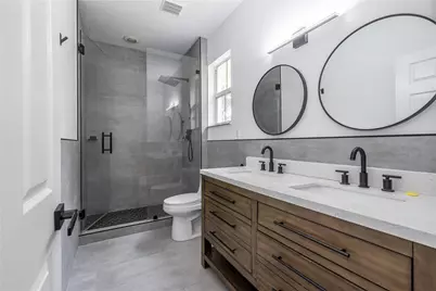 422 NE 1st Avenue, Pompano Beach, FL 33060 - Photo 1