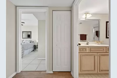 5906 Crystal Shores Drive #404, Boynton Beach, FL 33437 - Photo 17