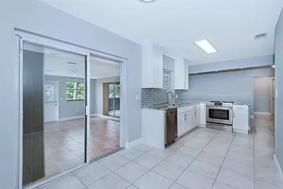 740 SW 55th Avenue, Margate, FL 33068 - Photo 9